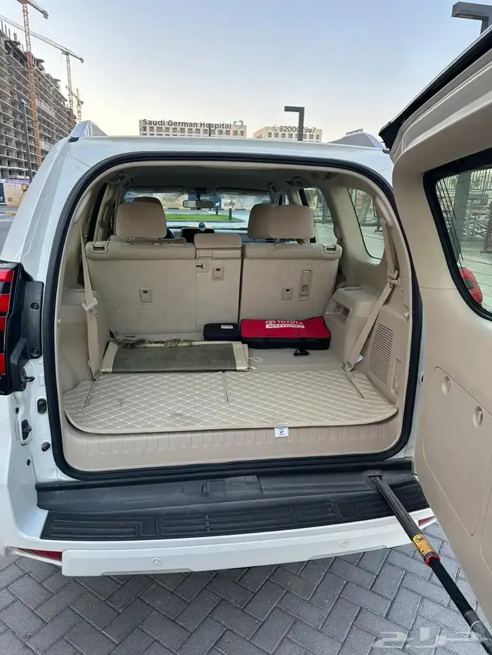 برادو 2023 عبداللطيف شبه جديد 16