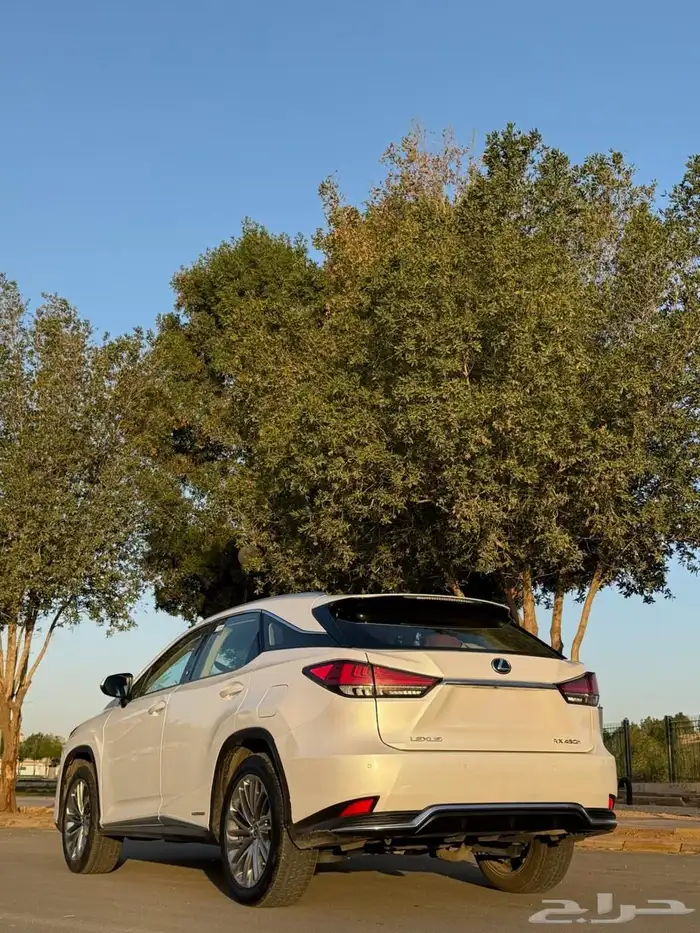 لكزس RX 450h موديل 2021 5