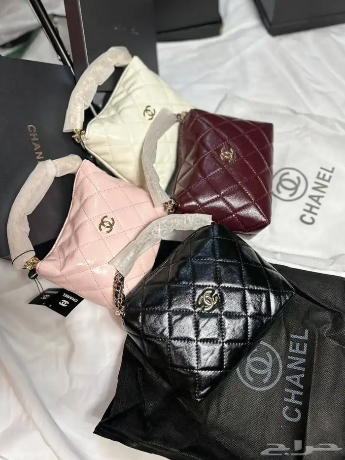 شنط تقليد ماركه هاي كواليتي والماستر وإكسسوارات 45