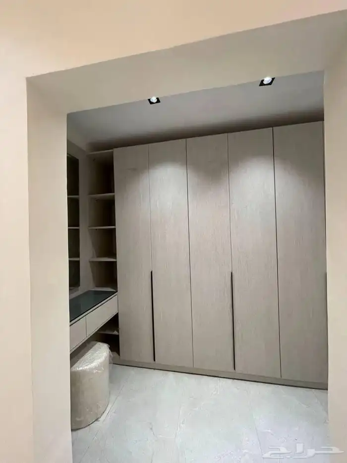 حزائن ملابس غرفة النوم ديكورات طاولات 5