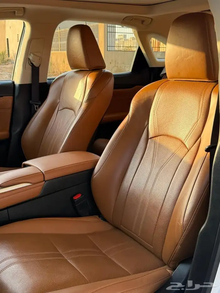 لكزس RX 450h موديل 2021 12