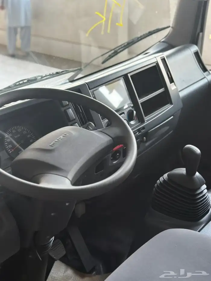 قلاب ايسوزو 3 طن 2025 4