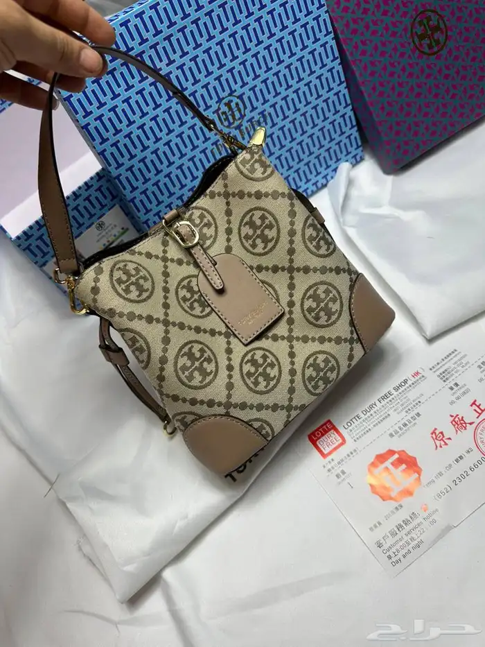 شنط تقليد ماركه هاي كواليتي والماستر وإكسسوارات 21