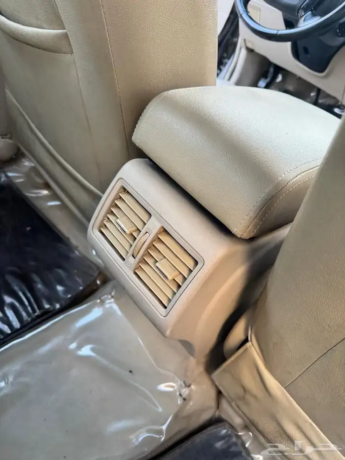 سيارة جلي 28