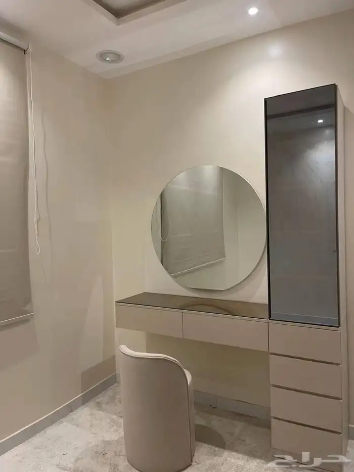 حزائن ملابس غرفة النوم ديكورات طاولات 7