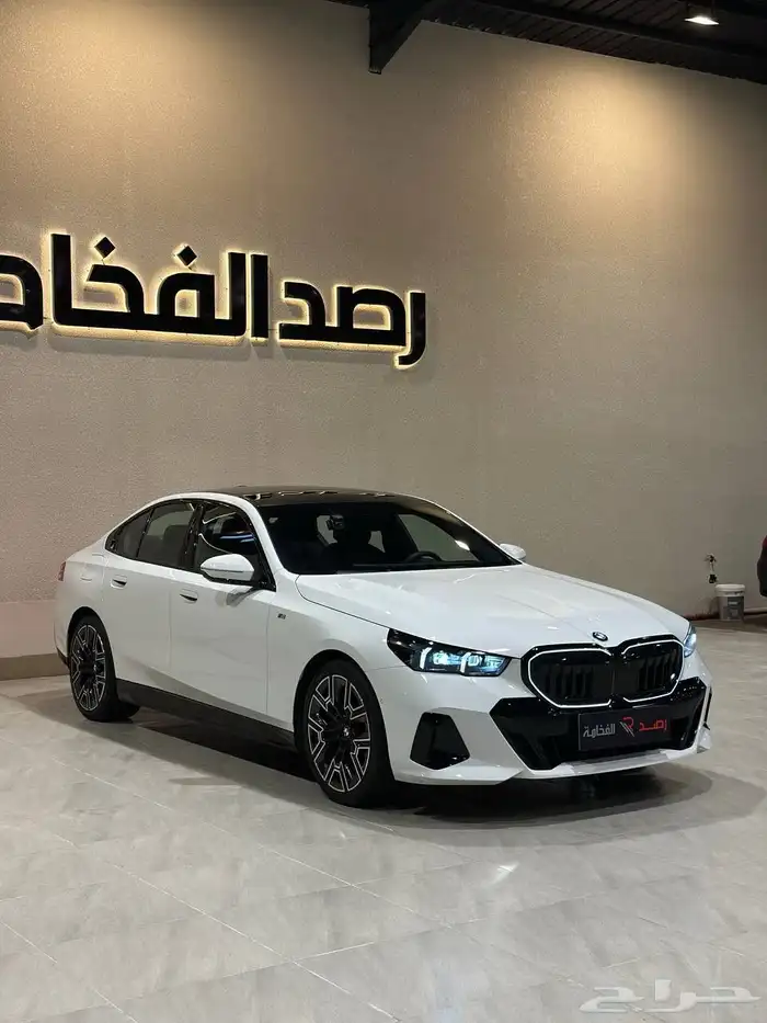 بي ام دبليو 520i kit M 2025 بلاك ادشن . رصد الفخامة 6