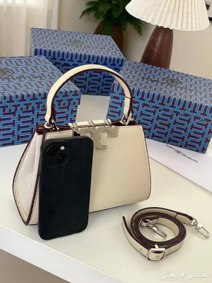 شنط تقليد ماركه هاي كواليتي والماستر وإكسسوارات 78