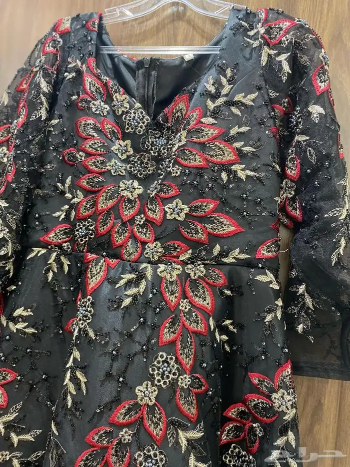 فستان سهرة من حسينة 1