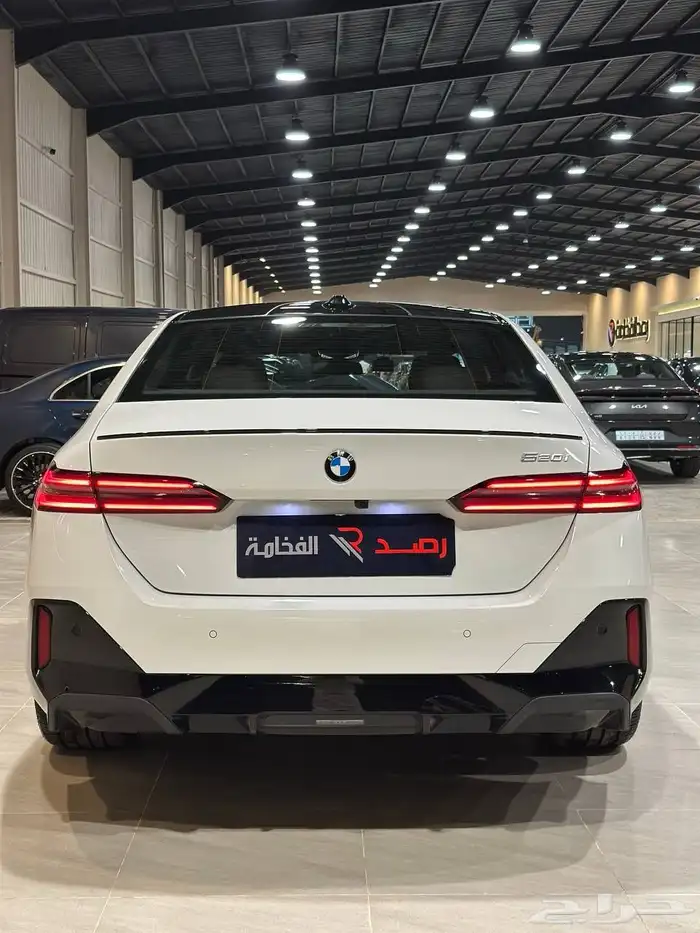 بي ام دبليو 520i kit M 2025 بلاك ادشن . رصد الفخامة 8