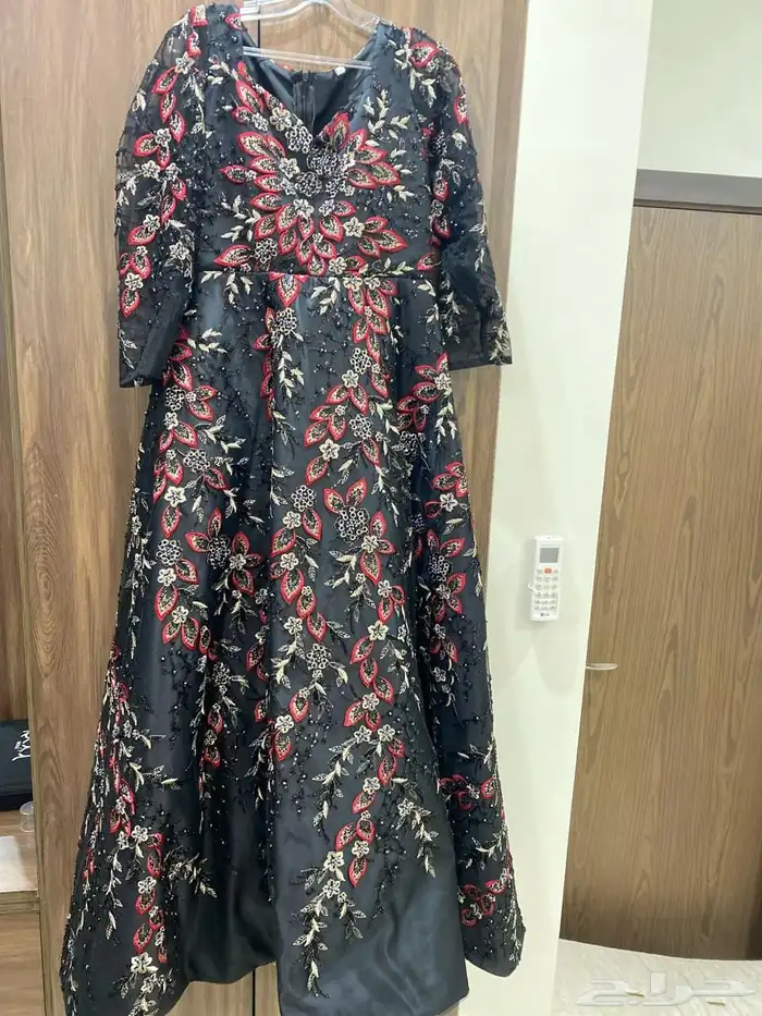 فستان سهرة من حسينة 0