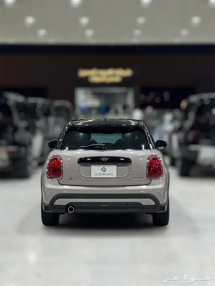 ميني كوبر موديل 2022 بانوراما 4