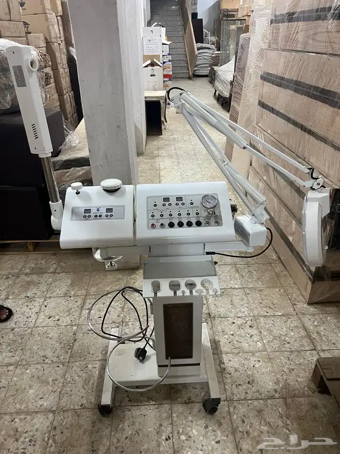 أدوات مشغل تزيين نسائي جديده للبيع 0