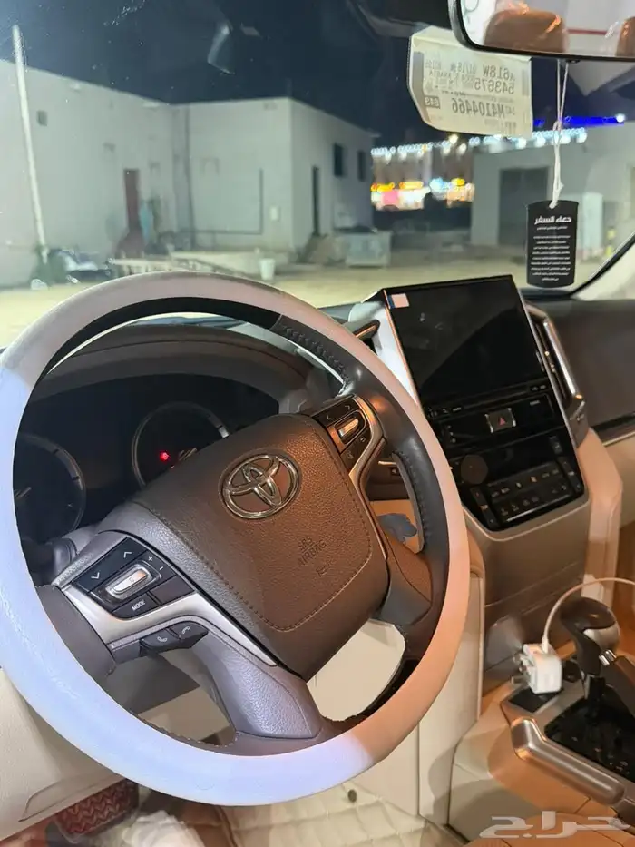 صالون في اكس ار 1 سعودي ماشي 29 الف وكالة شبه الجديد 3