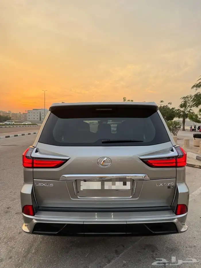 لكزس LX570 2021 سعودي مالك واحد S 5