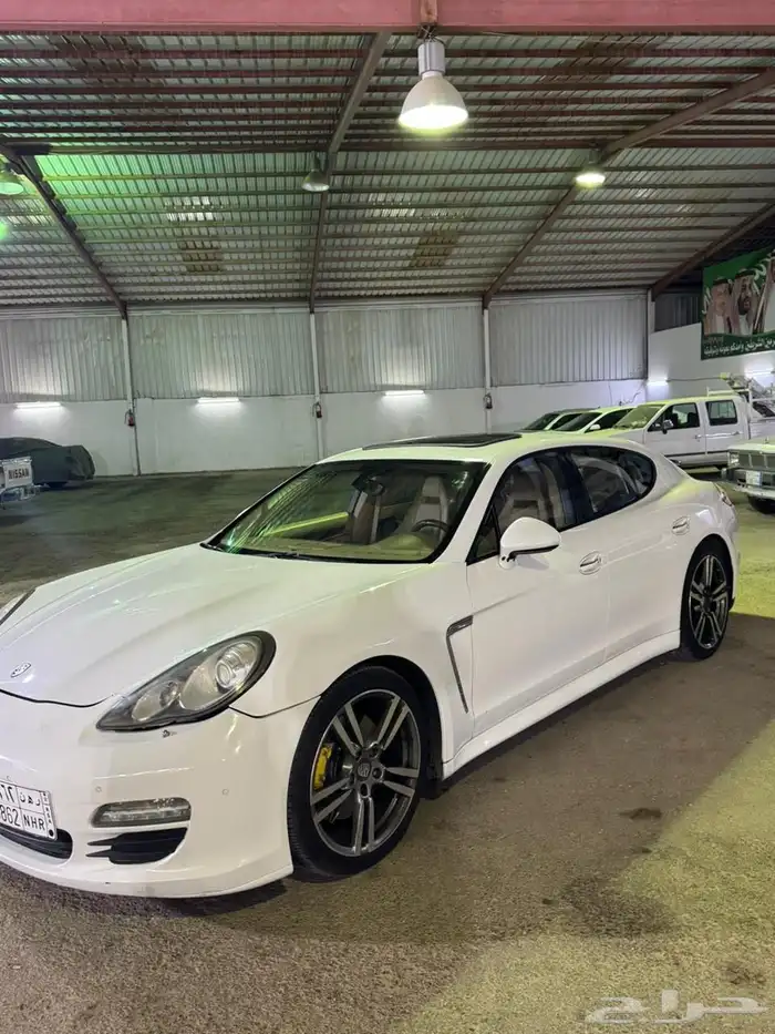 بورش باناميرا Sport Turismo 4S موديل 2011 2