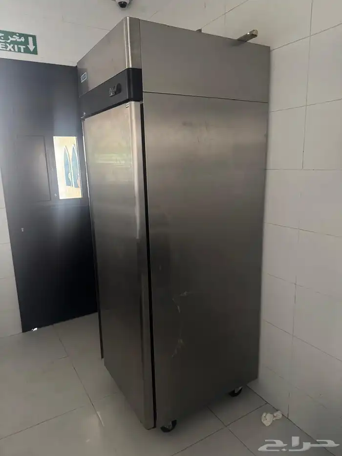 ثلاجة ستيل باب واحد مستخدمه سنتين جدا نظيفة شبه جديده 0