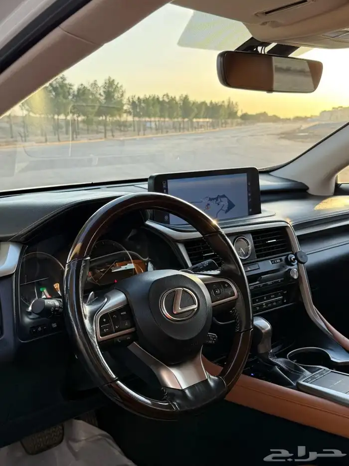 لكزس RX 450h موديل 2021 10