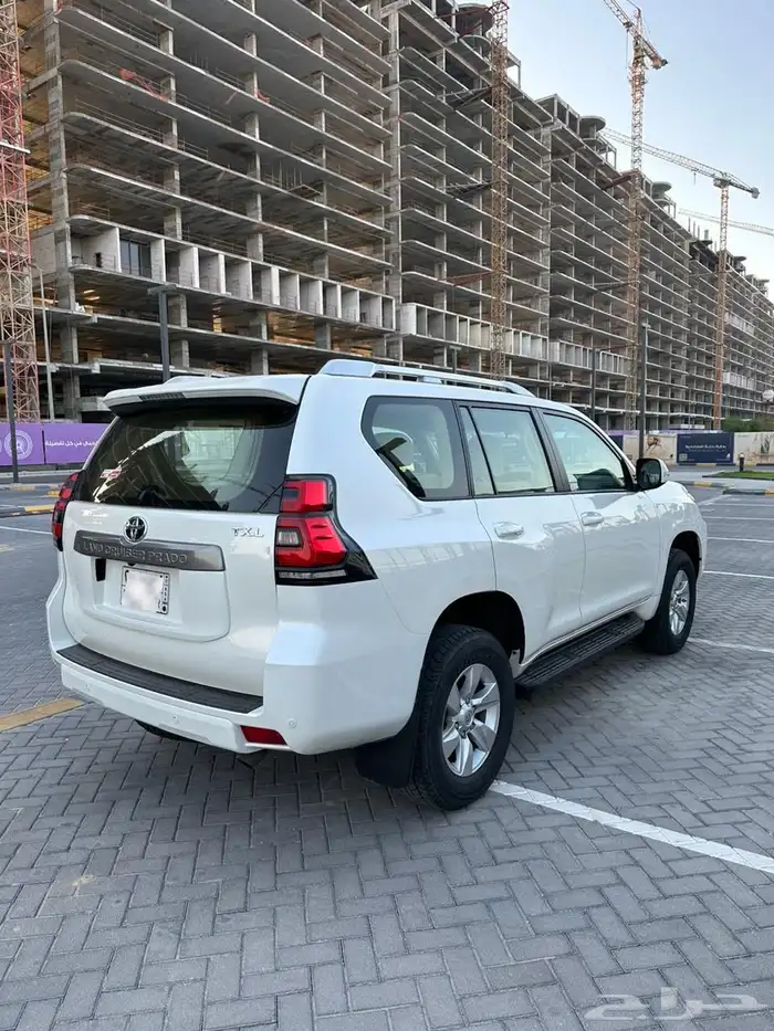 برادو 2023 عبداللطيف شبه جديد 6