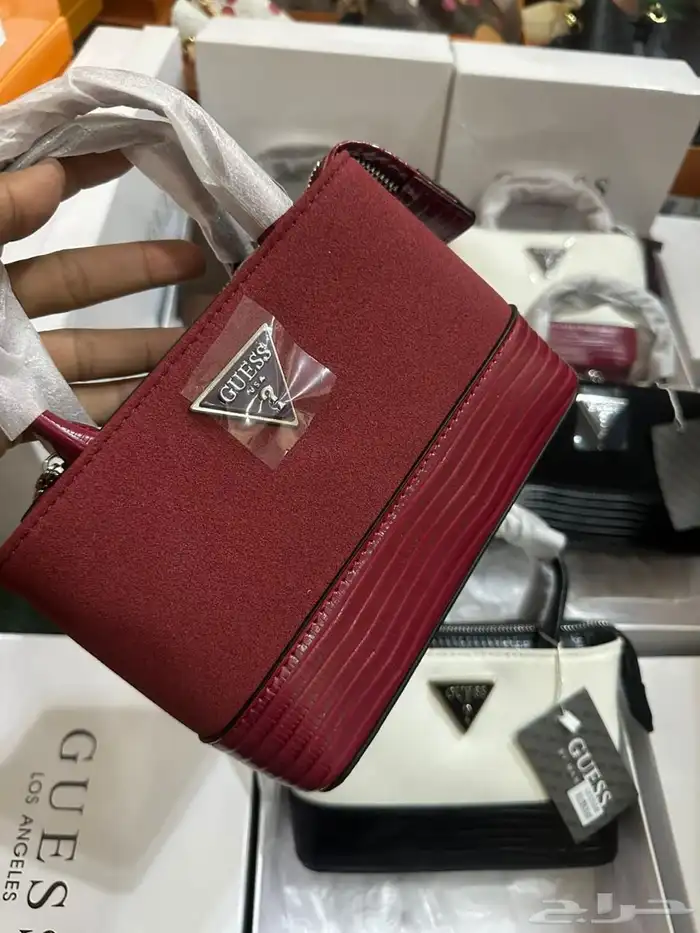 شنط تقليد ماركه هاي كواليتي والماستر وإكسسوارات 15