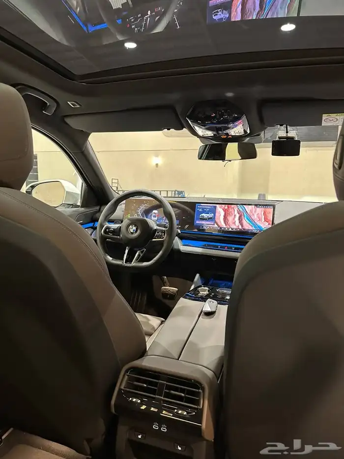 بي ام دبليو 520i kit M 2025 بلاك ادشن . رصد الفخامة 26