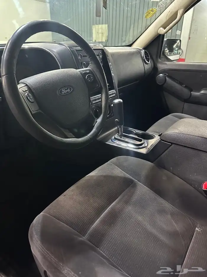 للبيع اكسبلور 2010 دبل 6