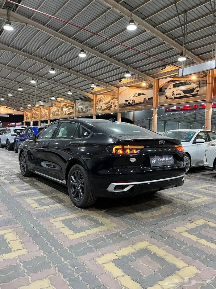 عرض خاص فورد تورس امبيانتي موديل 2026 السعر 121700 4