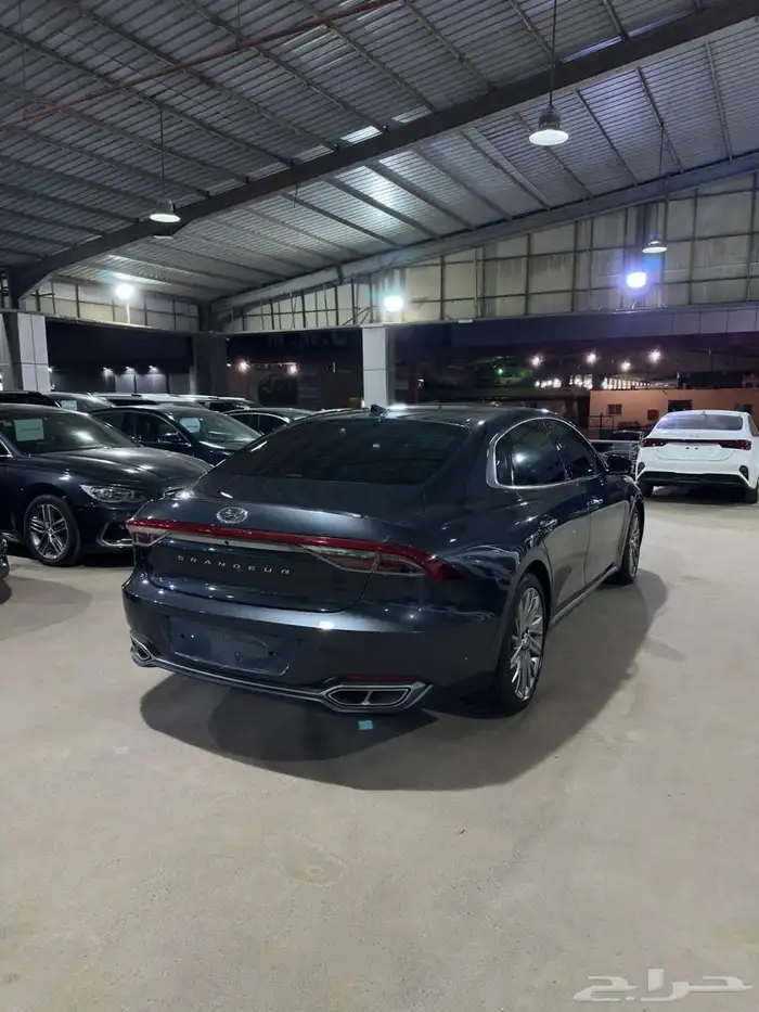 هيونداي ازيرا اخضر غامق 2021 بنزين بطاقة جمركية وارد كوريا 4