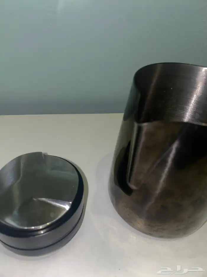 اعراض للبيع مكينه قهوة وموزع شبكة واشرطة بلاستيشن 5 6