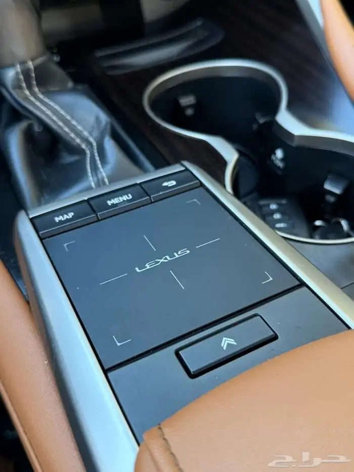 لكزس RX 450h موديل 2021 30