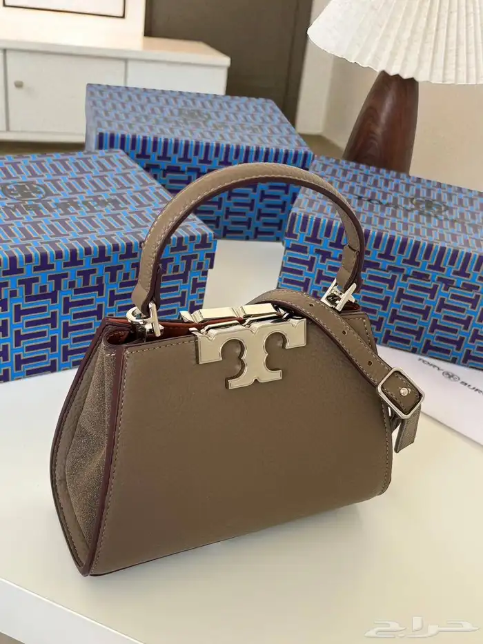 شنط تقليد ماركه هاي كواليتي والماستر وإكسسوارات 76