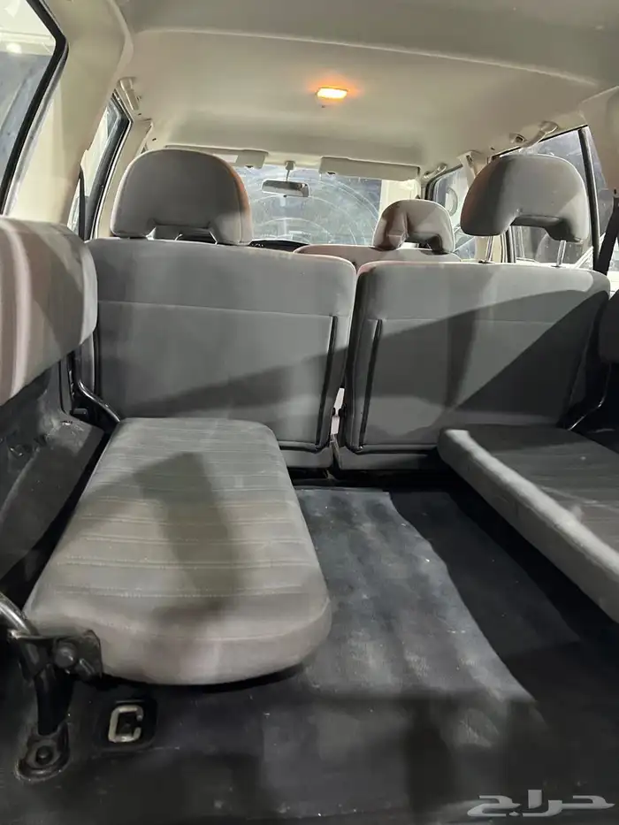 جيب نيسان اربع ابواب موديل 2009 10