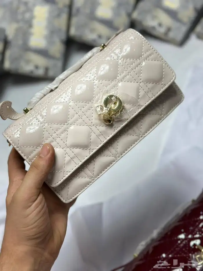 شنط تقليد ماركه هاي كواليتي والماستر وإكسسوارات 29