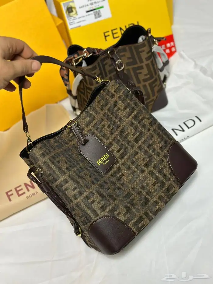 شنط تقليد ماركه هاي كواليتي والماستر وإكسسوارات 33