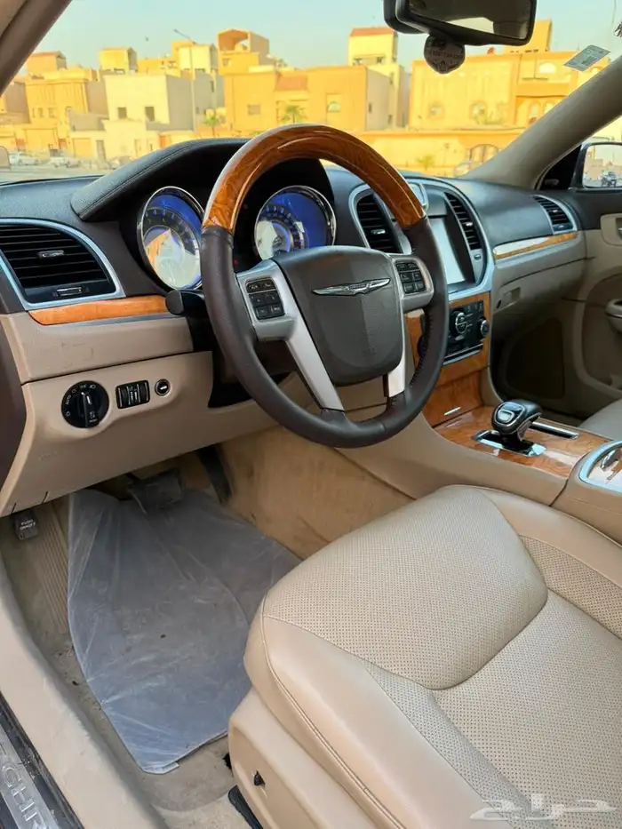 كرايزلر فل كامل ( نظيف ) 8