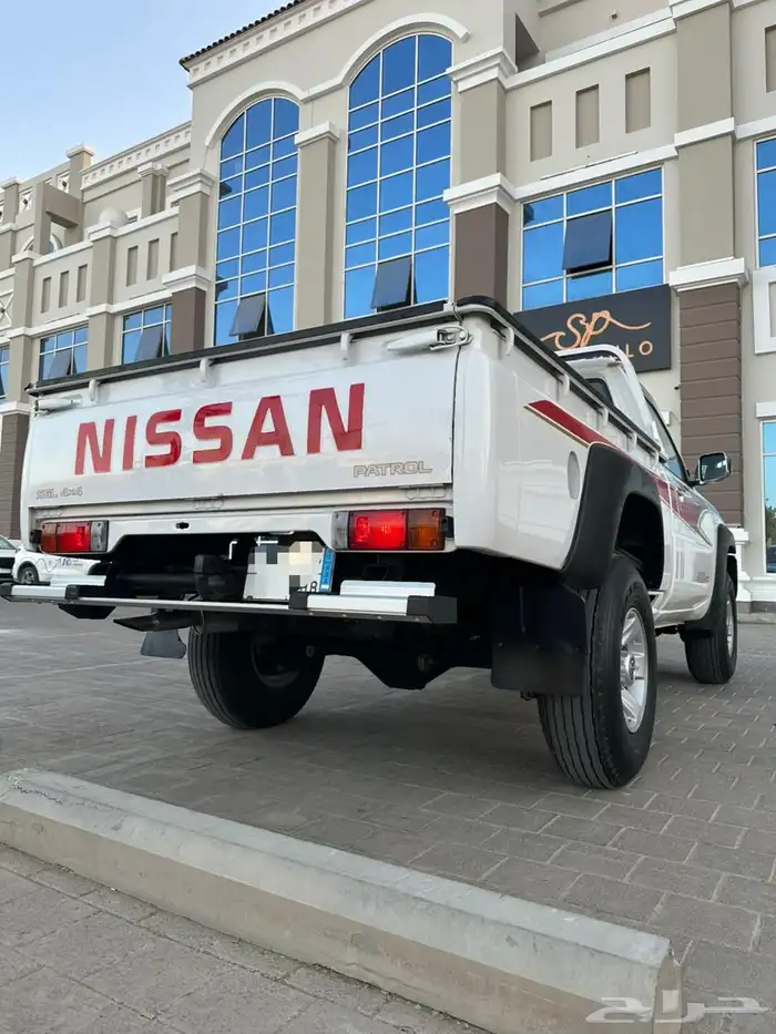 نيسان شاص فتك 2015 2