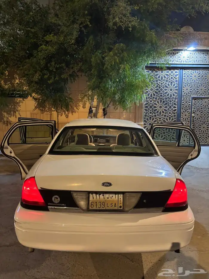 فورد فكتوريا 2008 بوليسي 3