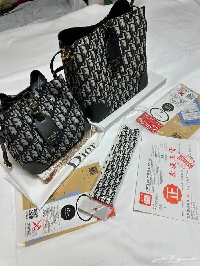 شنط تقليد ماركه هاي كواليتي والماستر وإكسسوارات 42