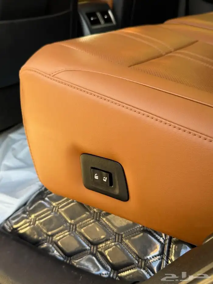 لكزس RX 450h موديل 2021 25