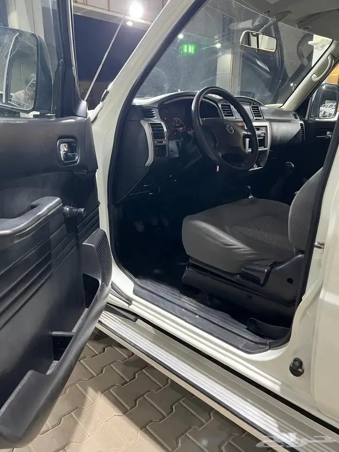 جيب نيسان اربع ابواب موديل 2009 7