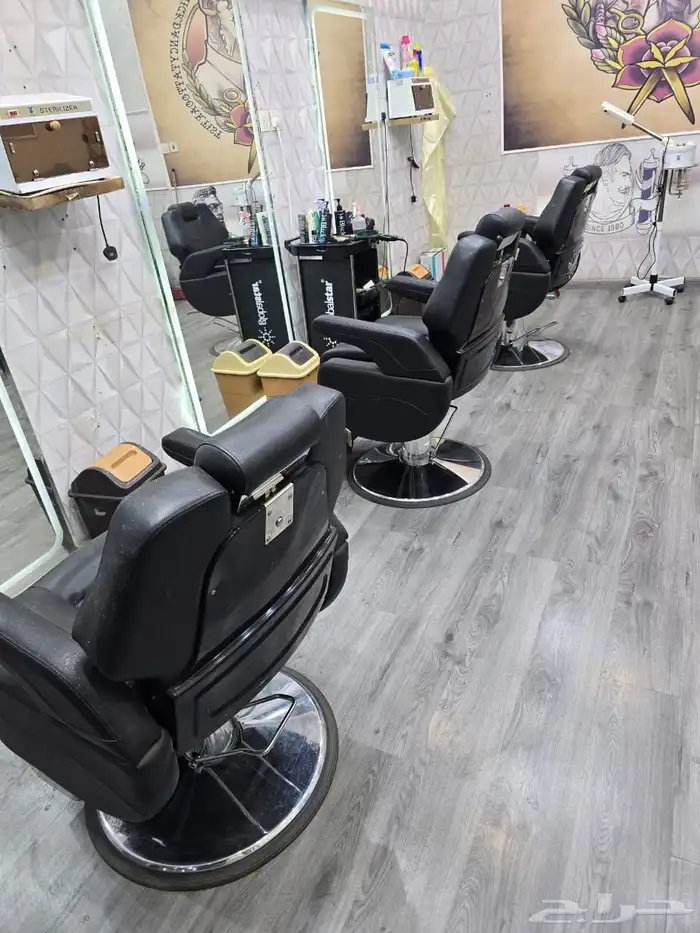 اثاث محل حلاقه للبيع 1