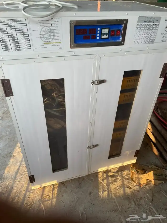 فقاسة اطباق سمان 0