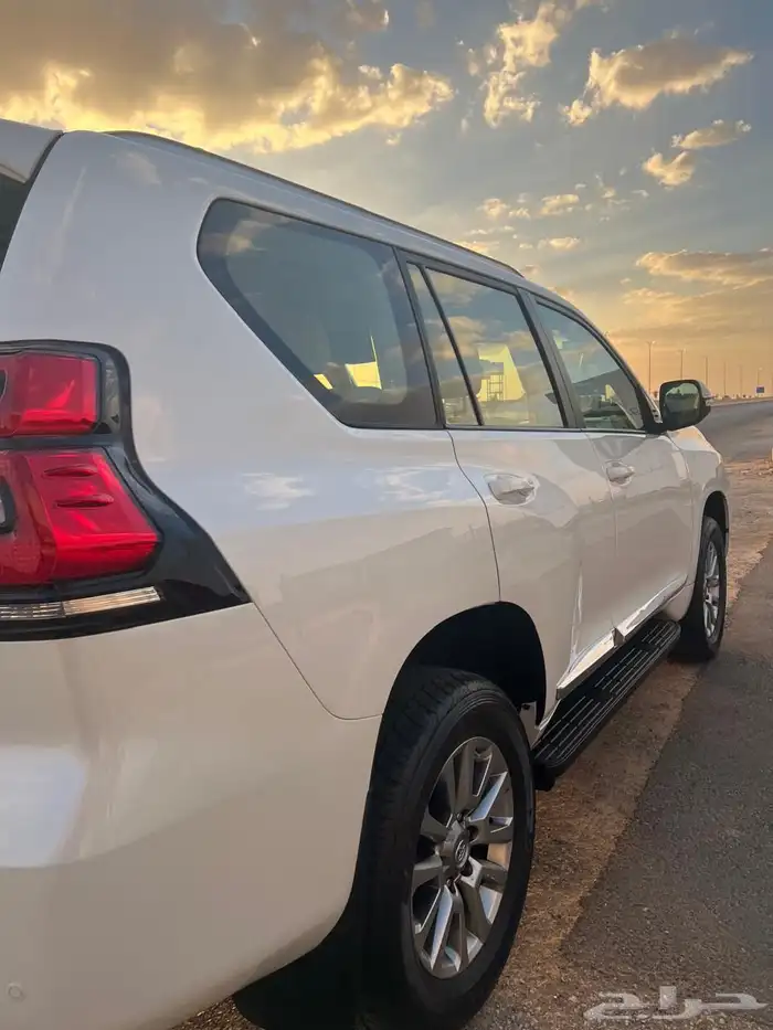 برادو 2019 خليجي بدي وكاله ممشى قليل نظيف جدا 6