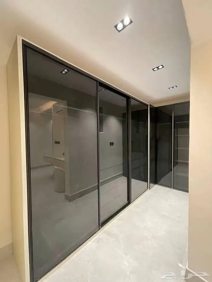 حزائن ملابس غرفة النوم ديكورات طاولات 6