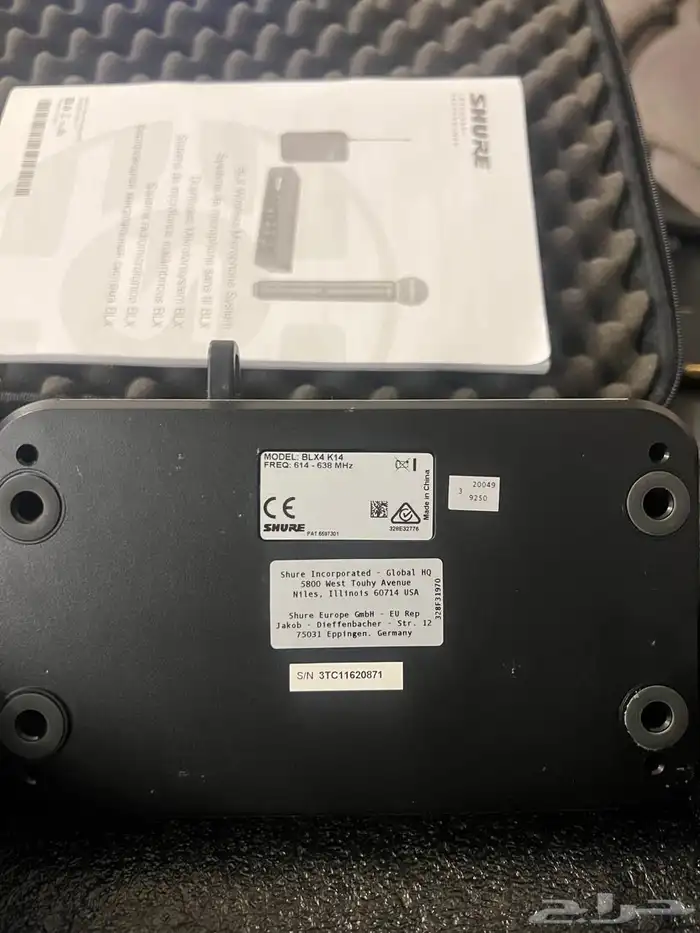 مايك لاسلكي من شور مستخدم شبه جديد 4