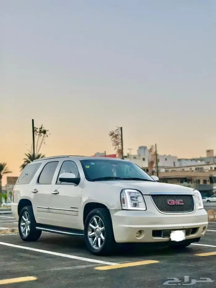 يوكن دينالي 2011 فل كامل شد بلد كاش او اقساط 0