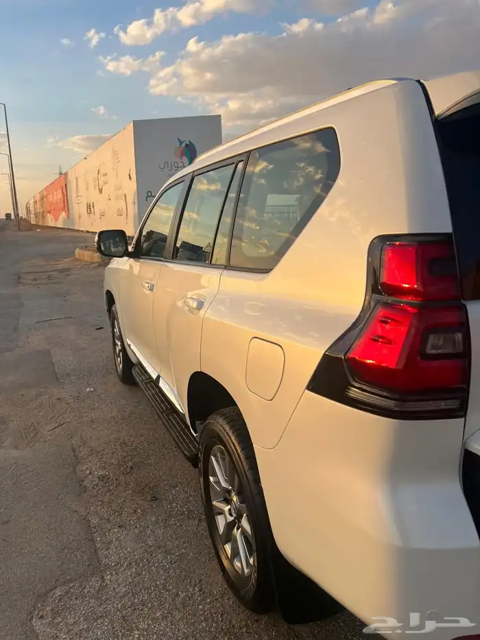 برادو 2019 خليجي بدي وكاله ممشى قليل نظيف جدا 13