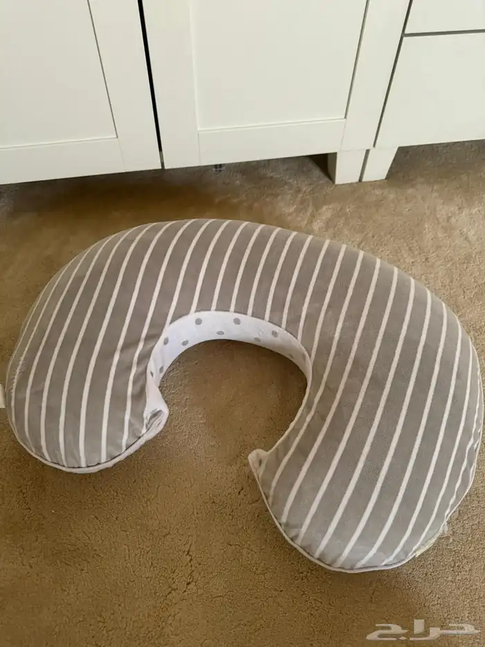 مخدة رضاعة 0