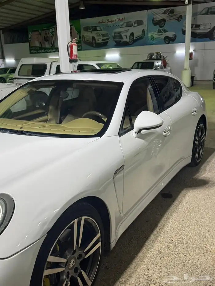 بورش باناميرا Sport Turismo 4S موديل 2011 4