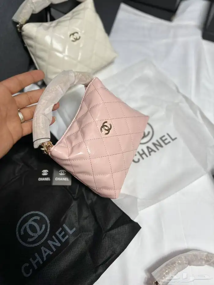 شنط تقليد ماركه هاي كواليتي والماستر وإكسسوارات 37