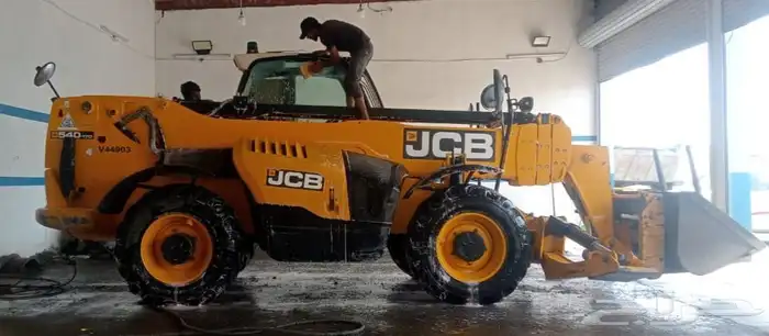 ميكانيكي معدات ثقيله 8